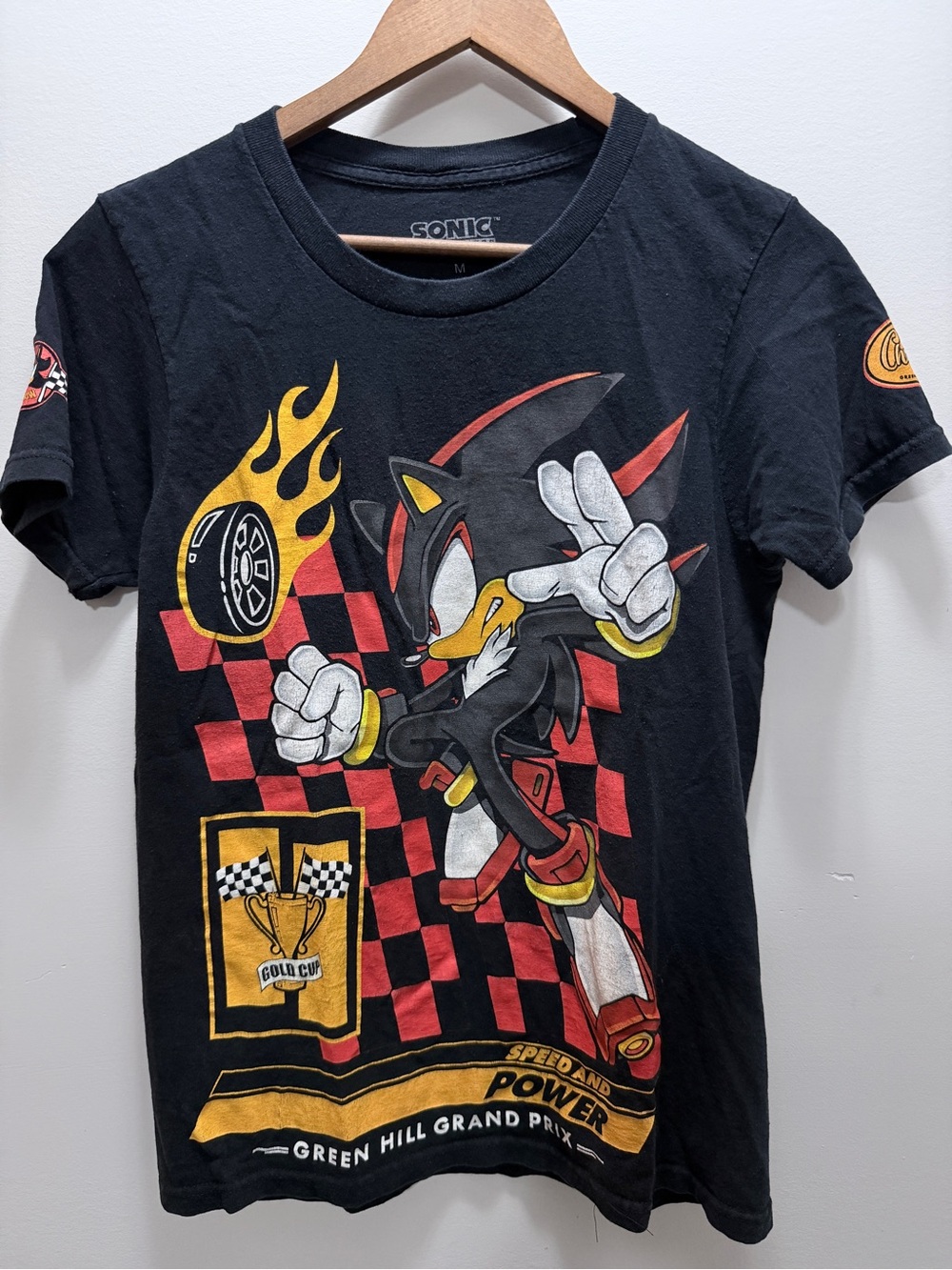 Sonic RARE TEENS Black Graphic T-Shirt with Racing Print Size Medium 25x18